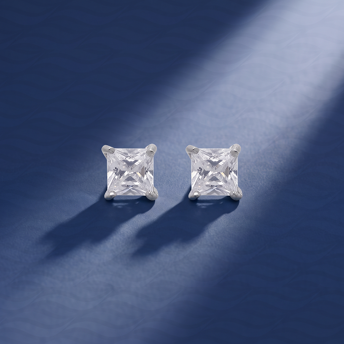 Classic Heart Solitaire Stud Earrings