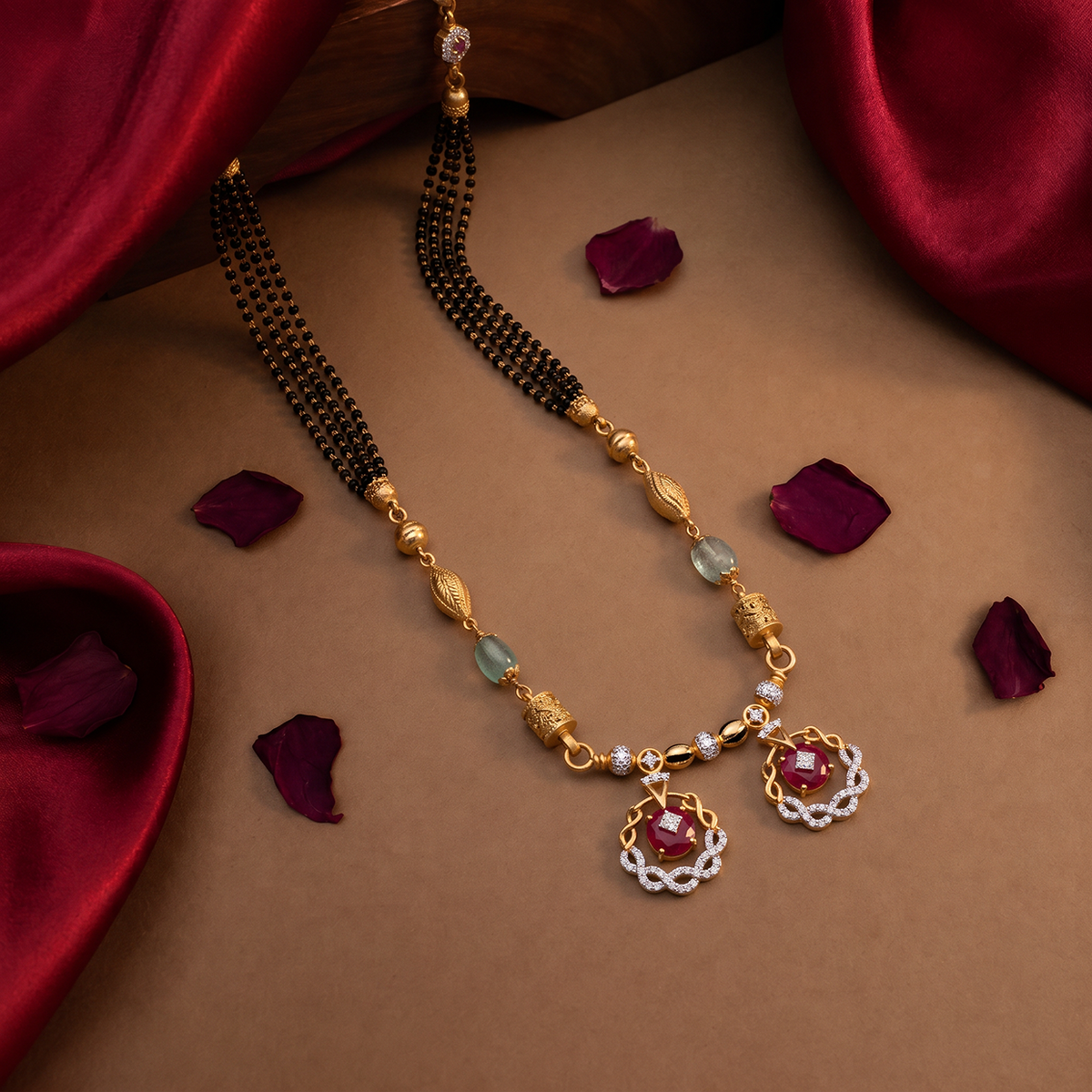 Gold Wati Mani Mangalsutra Pendant
