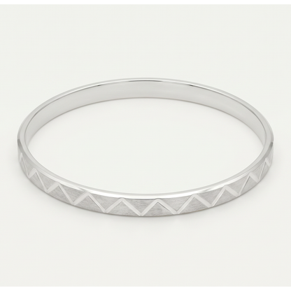 Chevron Texture Slim Silver-Tone Kada