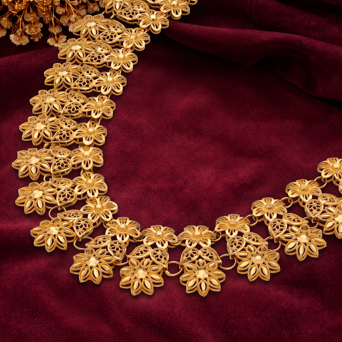 Classic Gold Collar Necklace with Rounded Drops