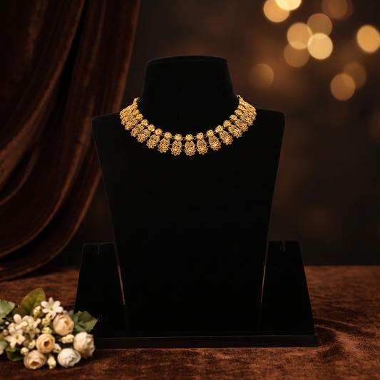 Classic Gold Collar Necklace with Rounded Drops