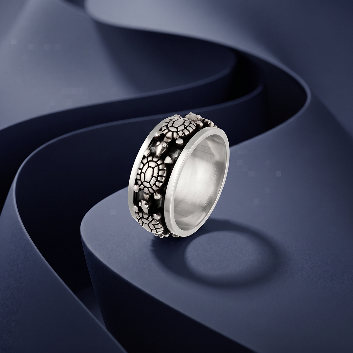 Turtle Motif Dark-Detail Silver-Tone Band Ring