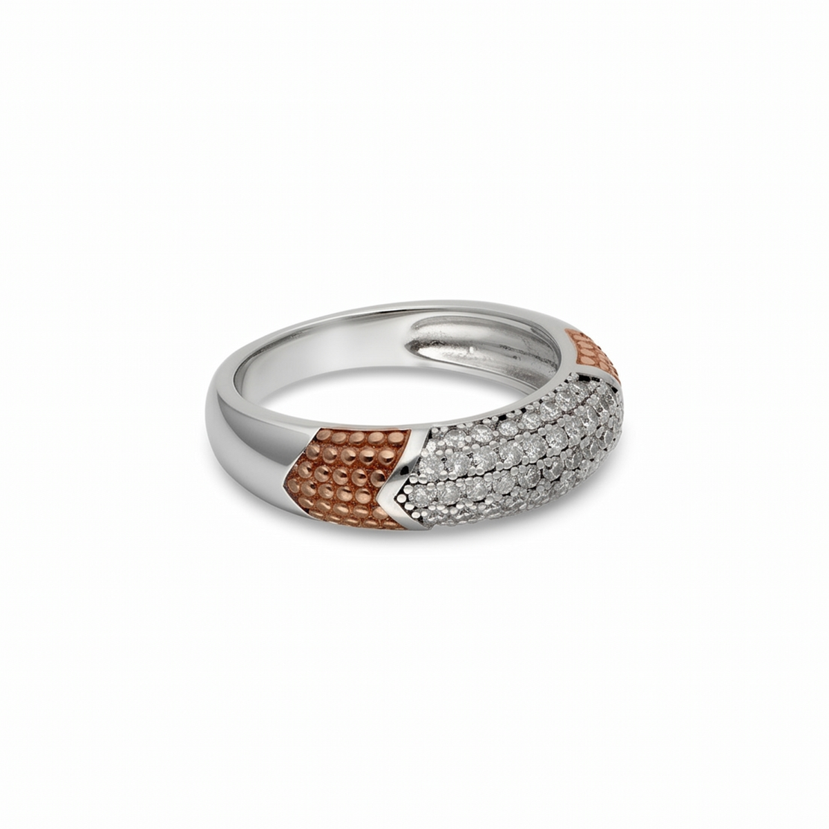 Two-Tone Textured Shoulder Sparkle Band Ring